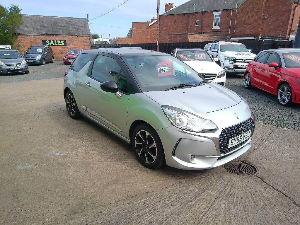 DS DS3 Elegance PureTech S/S PureTech Elegance S/S [Petrol / Manual]